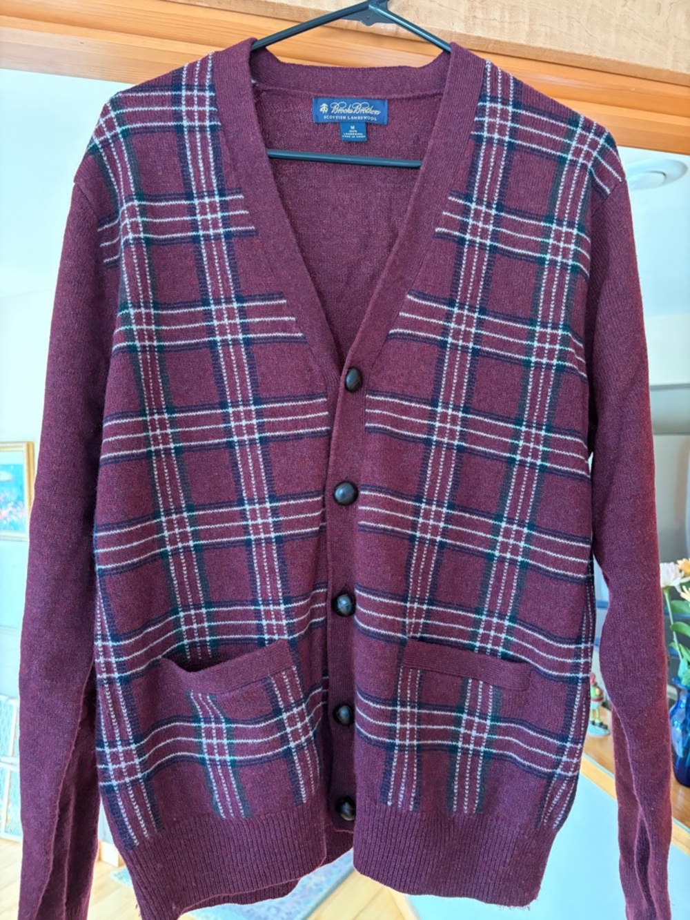 Brooks Brothers Men's lambs wool Button Cardigan